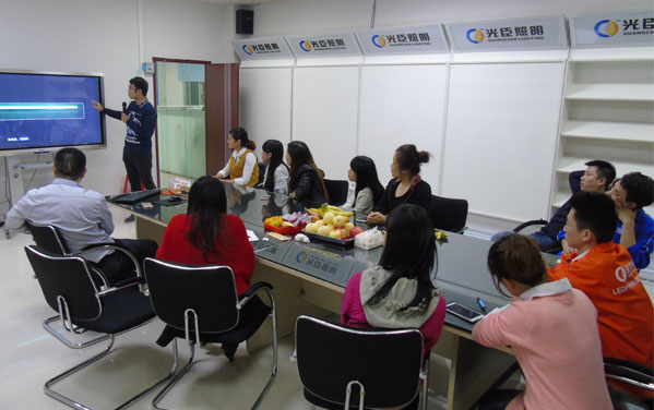 光臣照明LED護(hù)欄管知識(shí)競(jìng)賽