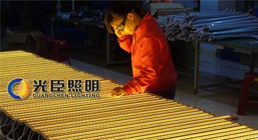 網(wǎng)絡(luò)詢盤激增，光臣照明LED線條燈訂單暴漲