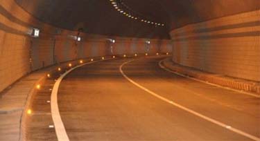 高速可以不設路燈，但是LED步道燈少不了!