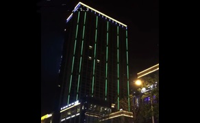 【四川】大樓LED護欄管亮化