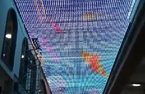 光臣DMX512全彩點(diǎn)光源,打造商業(yè)街天幕效果亮化